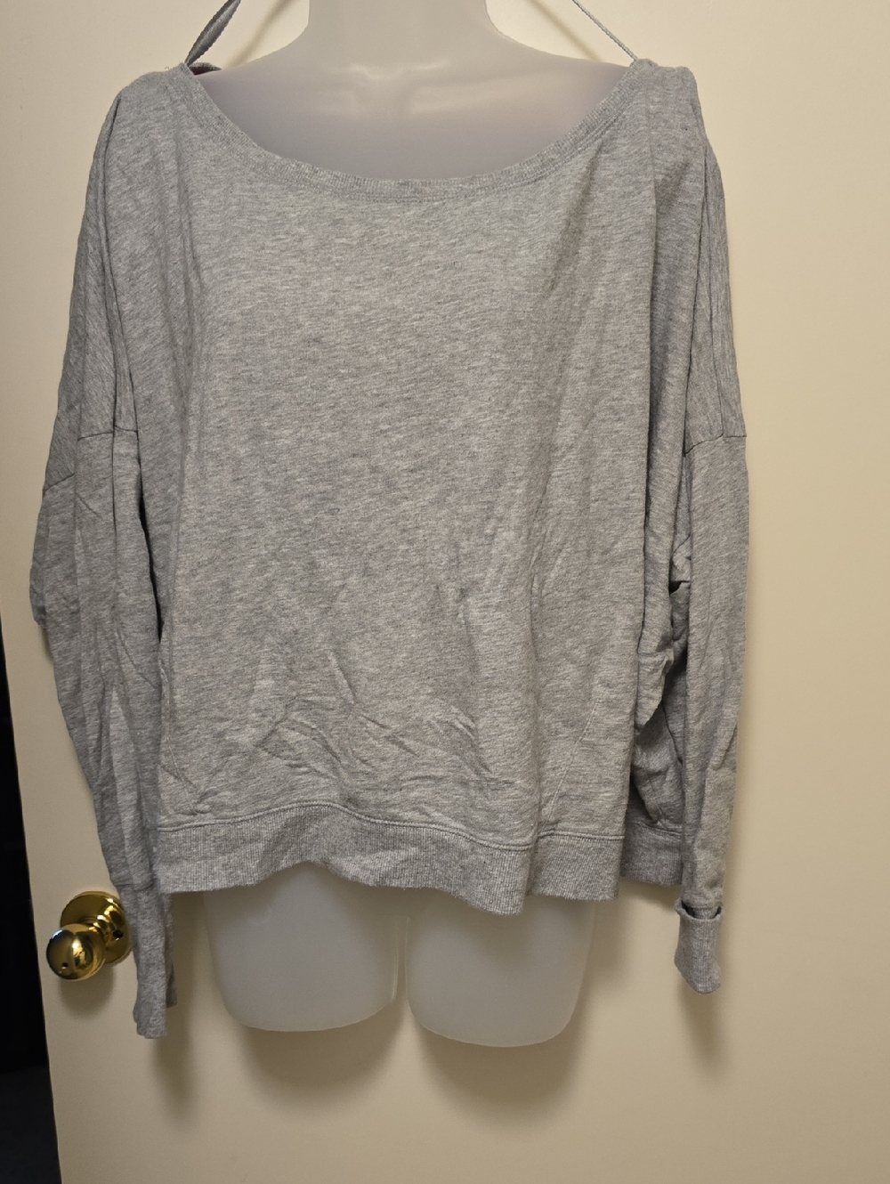 Xersion Light Gray Off-the-Shoulder Boatneck Crop Top